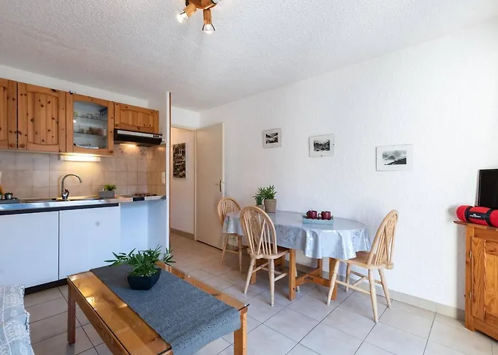 Lejlighed Confortable Pour 4 Pers. A Saint-lary Avec Parking Prive - Fr-1-296-205 *